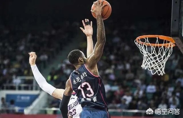 广东队的威姆斯从开赛以来就一直强势，如何看待他在广东的作用？