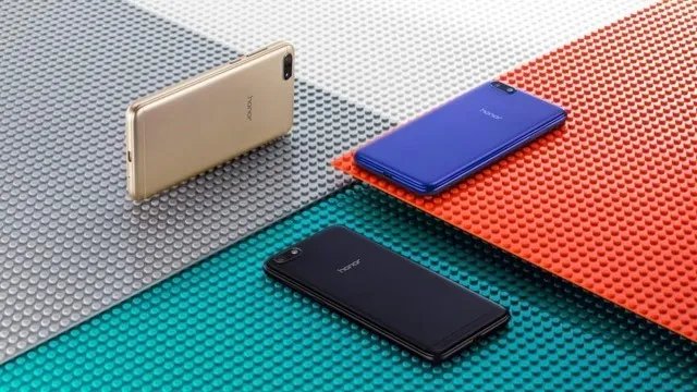 仅599元 高品质全面屏荣耀畅玩7今首销