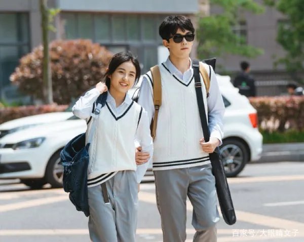 几天没看娱乐新闻,吴磊和张子枫竟然恋爱了,到底什么情况?