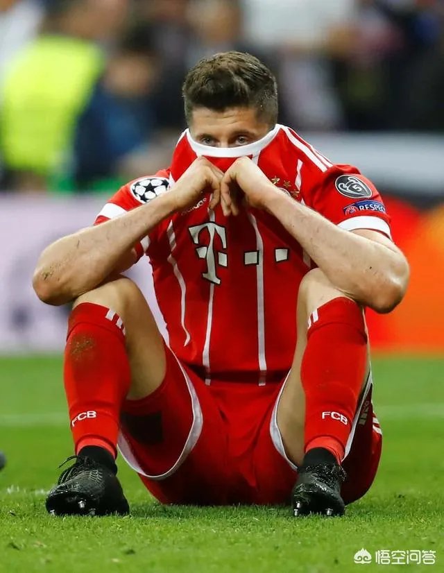 再次被皇马淘汰无缘欧冠决赛，拜仁的问题出在哪里？