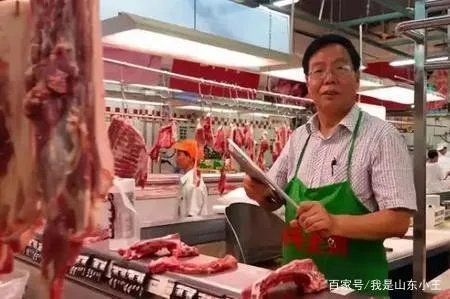 北大毕业生长安卖肉，获“北大屠夫”称号20年，如今怎么样？