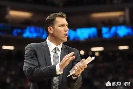 如果湖人解雇沃顿，谁将会执教詹姆斯？