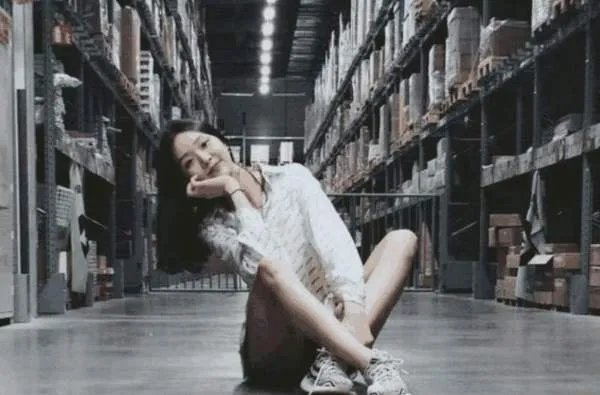 中国女排1米88女神，男友的身高2米，她是谁呢？