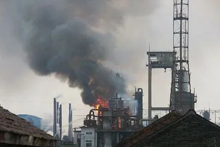 登封一工厂因洪水入侵而发生爆炸，现场情况如何？