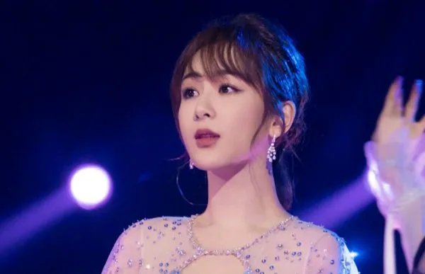 《余生请多指教》宣布改档，这对男女主有何影响？