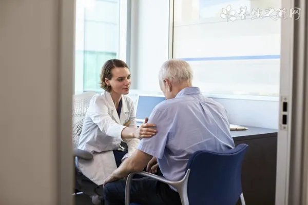 松狮犬皮肤病如何冶病 千万不能随意给狗狗用药