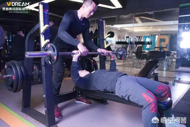 学习健身教练的内容是什么？