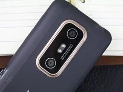 双核3D旗舰 GSM版HTC EVO 3D报价3490元