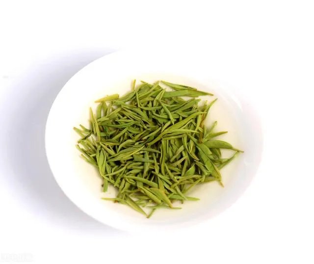 信阳毛尖改名碰瓷茅台?做茶直接改行做酒这是什么奇葩玩法?