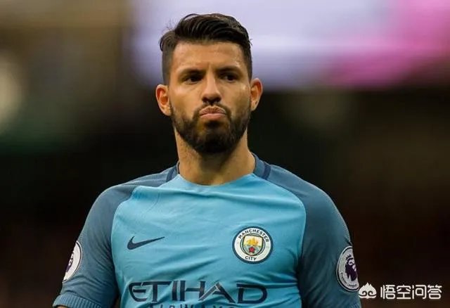 身高相差悬殊，为什么有球迷感觉阿奎罗的头球反而强于卢卡库？