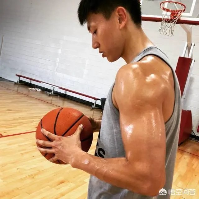 刘晓宇回国后肌肉直追易建联，为什么杜锋要于德豪不要他？