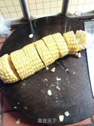 胡萝卜玉米排骨汤