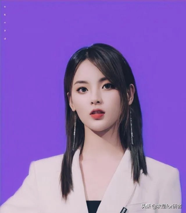 杨超越为什么会受人追捧？