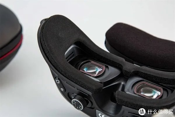 GOOVIS Young评测：800英寸+私密+移动便携，属于新时代的显示设备