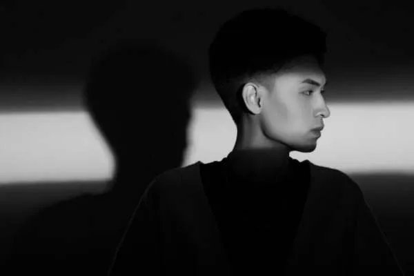 栾云平为什么停演秦霄贤