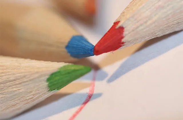 彩色铅笔画的技法有哪几种 画彩色铅笔画要注意些什么