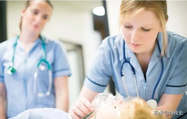 俄罗斯会崩溃吗?最近增长很快啊,直逼西班牙?