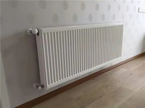 家中暖气片有一组不热怎么办