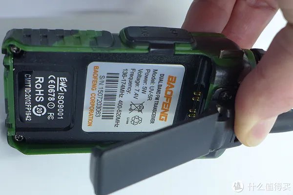 百元价位民用经典—宝峰 UV-5R 对讲机开箱