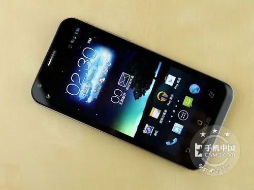 软硬兼施突破常规 华硕PadFone 2体验