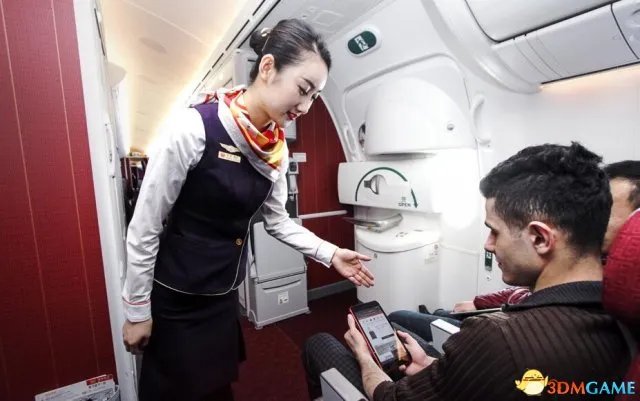 中国首次实现飞机上移动支付！支付宝这次上天了