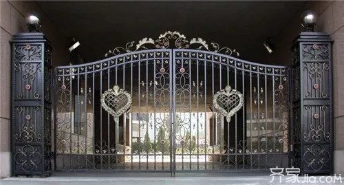 铁艺大门制作工艺，让你拥有不一样的“脸面”