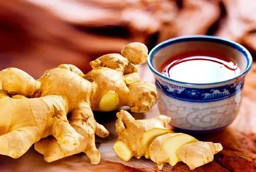 熬生姜水洗头有什么作用 - 百度