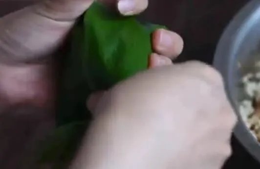 三角粽子的包法 新手一学就会的三角粽包法步骤
