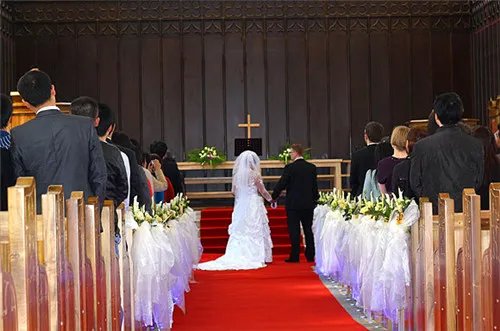 广州教堂婚礼可以去哪举办 教堂婚礼预定注意事项