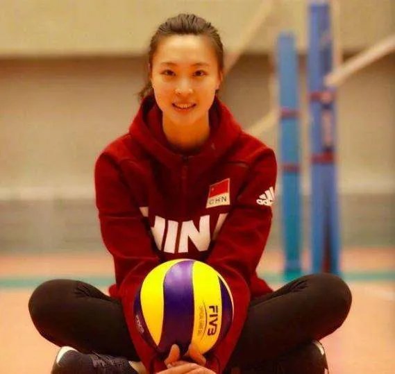 排球女王惠若琪和丈夫之间在身高上有什么样的差距？