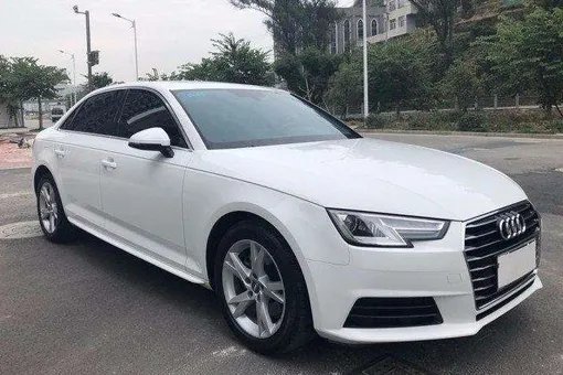 奥迪a4白色哪两种
