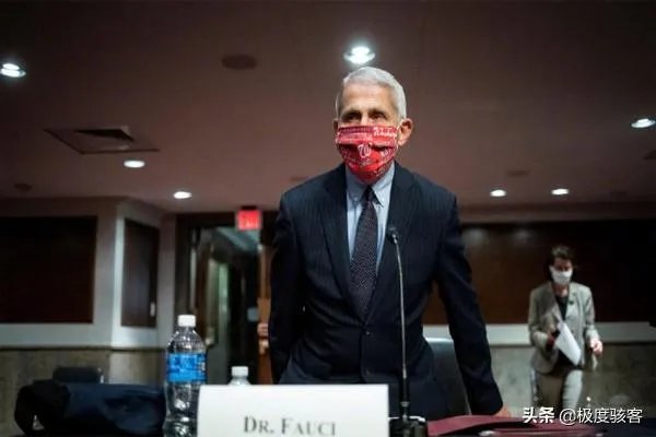 美国新增病例又创造了自己的纪录，何时可以超越巴西？