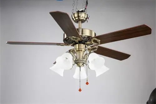 吊扇灯怎样安装和接线