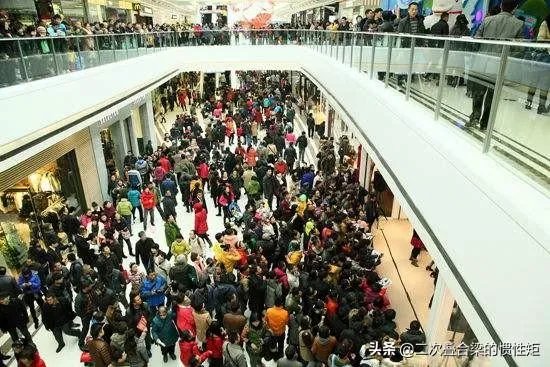 人员密集场所指哪些场所？