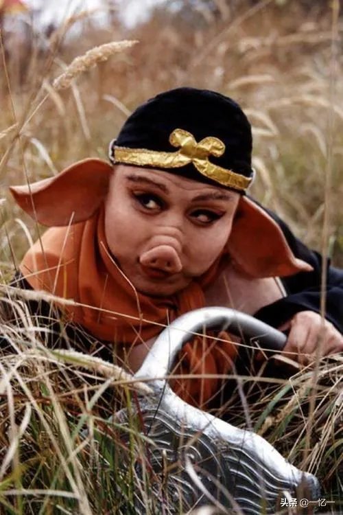 伏羲与女娲是同辈伏羲是哪来的？是陆压道君吗？