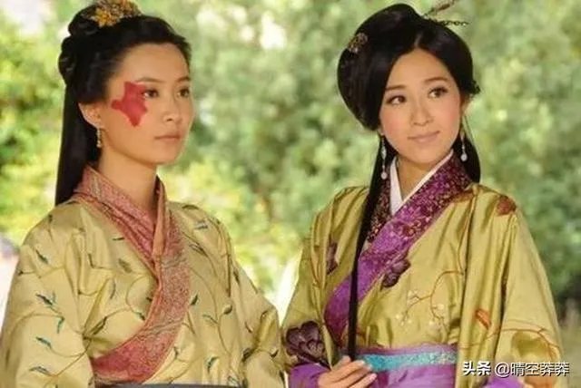 ＂有事钟无艳，无事夏迎春＂是什么意思？