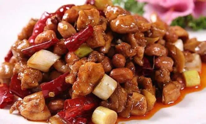 宫保鸡丁发明人墓是谁：宫保鸡丁来源要真相了吗