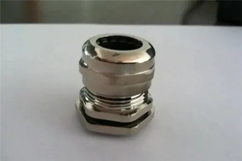 pg16防水接头尺寸是多少