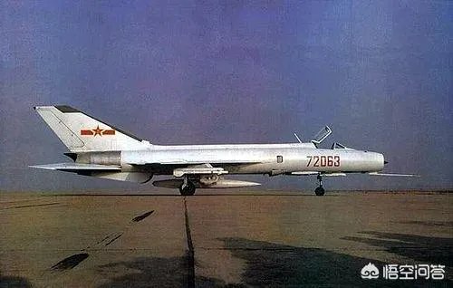 如何评价歼8系列战机?