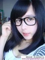 谁有爱情连连看陈彩微素装照片，没化妆的那种？