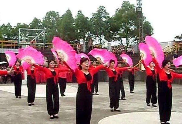 有没有人觉得广场舞实在太讨厌了？