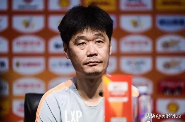 鲁能外援费莱尼确诊，假如失去了他。谁能替补他的位置，鲁能会做什么样的调整？