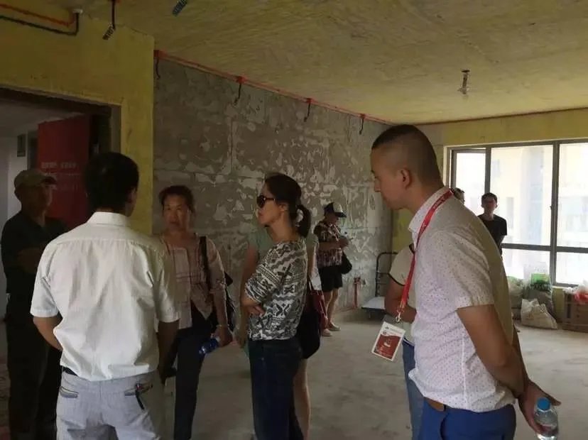 参观样板房：堂堂装修顾问，岂能如此怠慢？