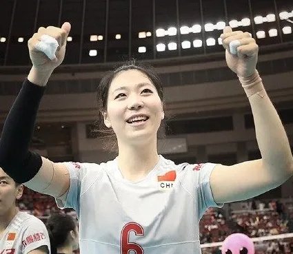 杨珺菁什么时候接受了求婚？