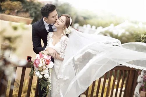 婚纱照选片加钱怎么处理 选照片有哪些注意事项