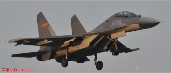 中国空军歼16战斗机