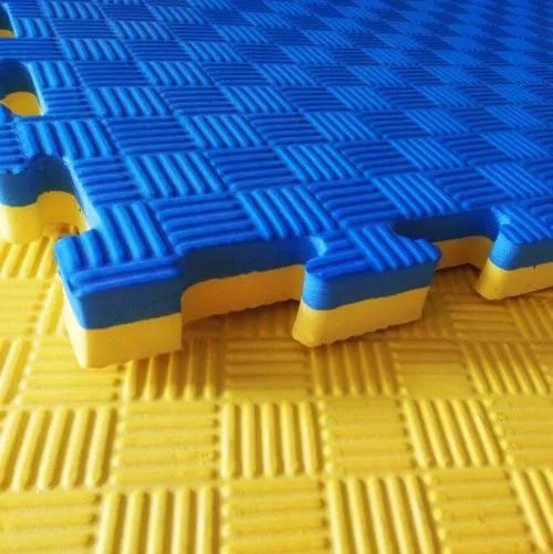 泡沫地垫用多久才没毒