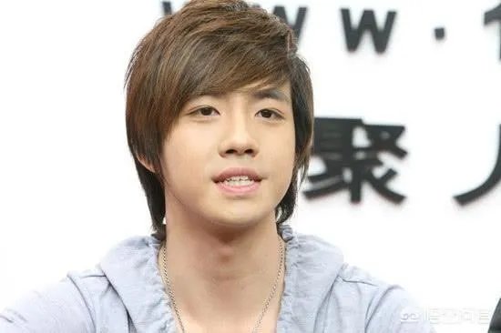 俞灏明嗓子哑了，俞灏明嗓子严重损伤，现在俞灏明嗓子情况怎样了？