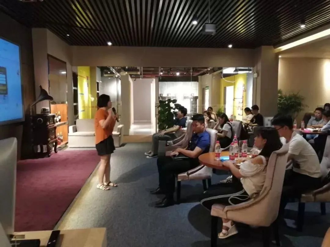 齐家长沙合作装修公司月度会议圆满成功！