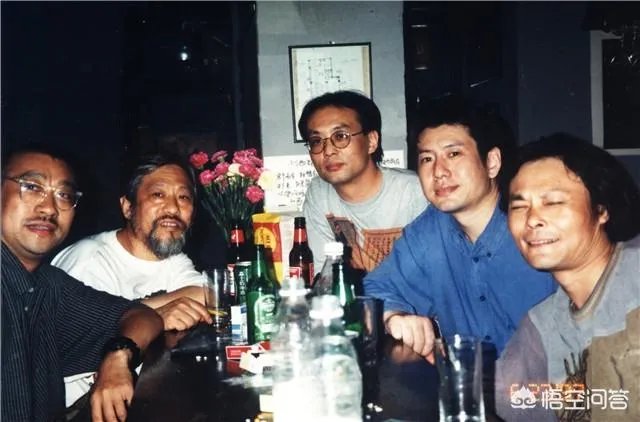 《成都》的小酒馆有什么历史吗？